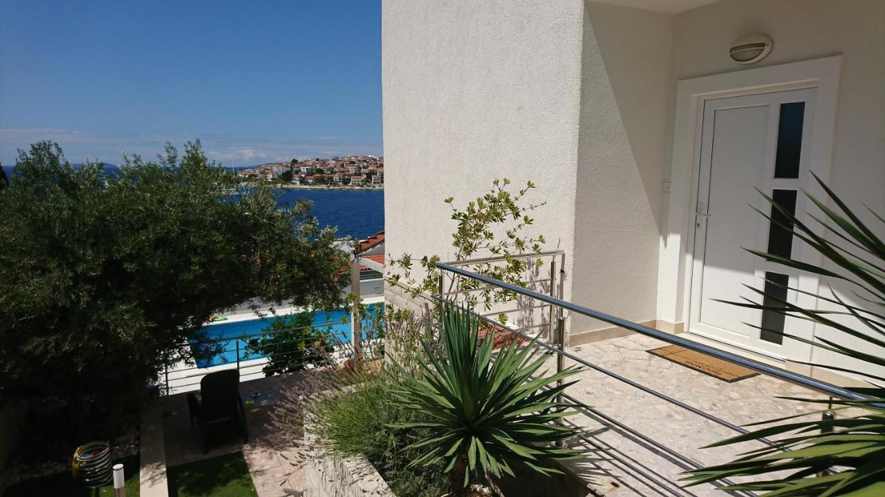 Charming Modern House With The New Swimming Pool - Apartment Maya 1 Trogir Exterior foto